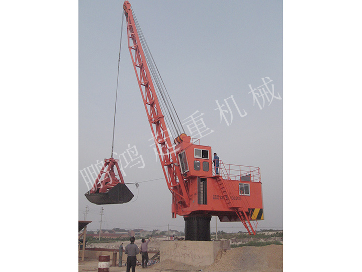 HGQ8t-16m 碼頭固定吊機(jī)
